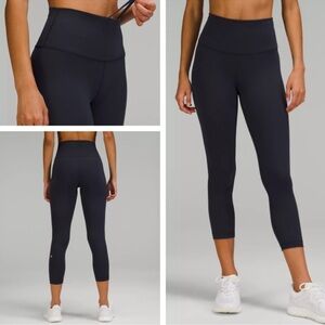 Lululemon Wunder Train HR Crop 23” Size: 14 in True Navy